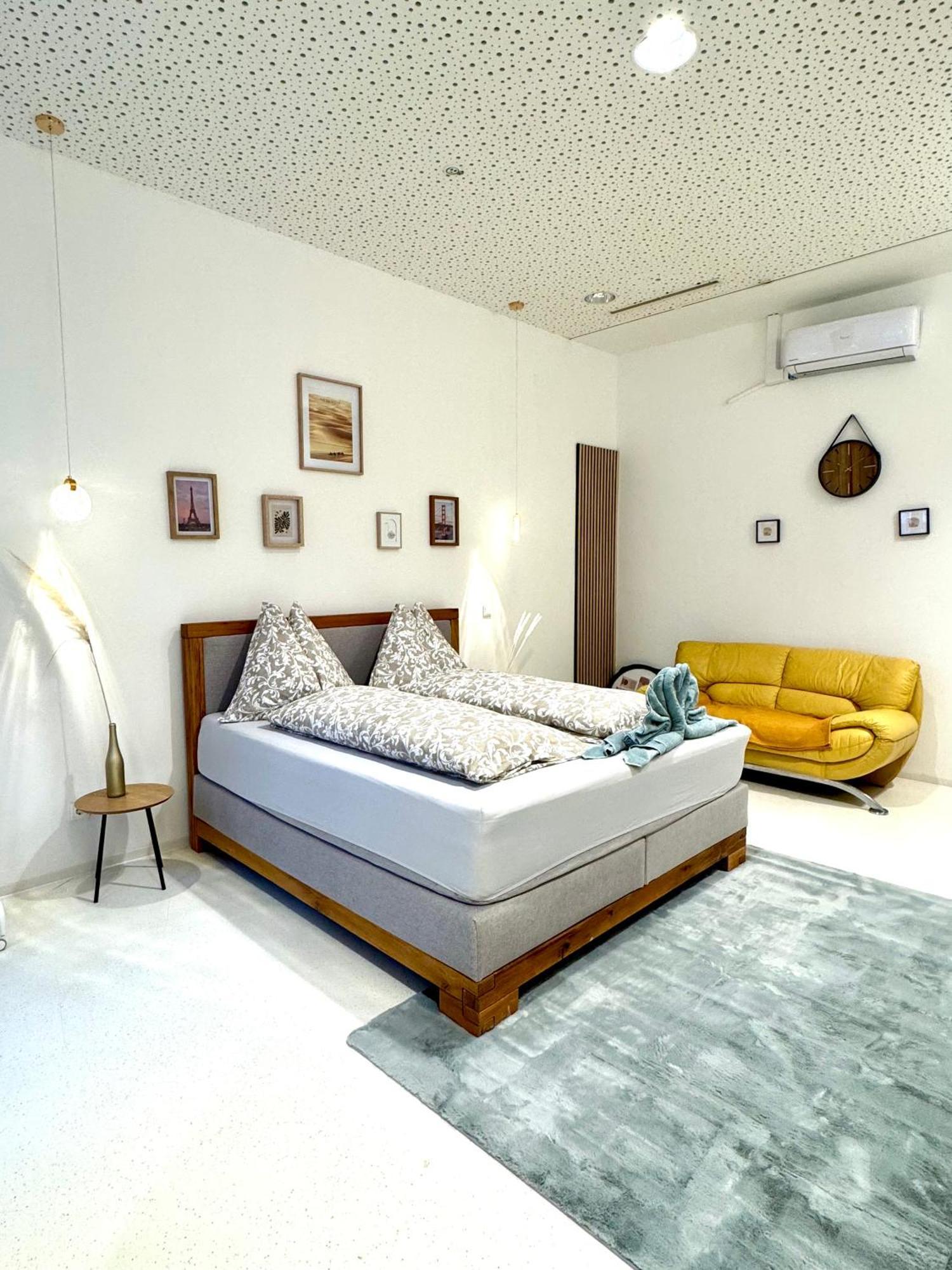 140 M2 Vienna
