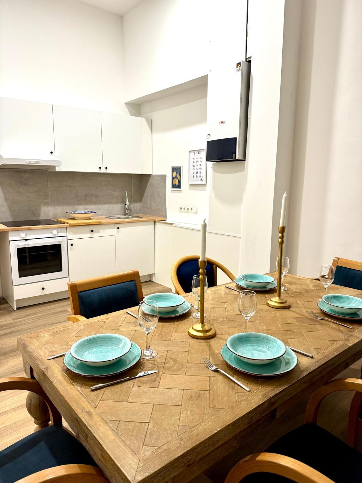 140 M2 Apartment *